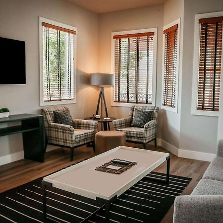 Gateway Hotel, Trademark Collection By Wyndham Copper Cove Subdivision 외부 사진