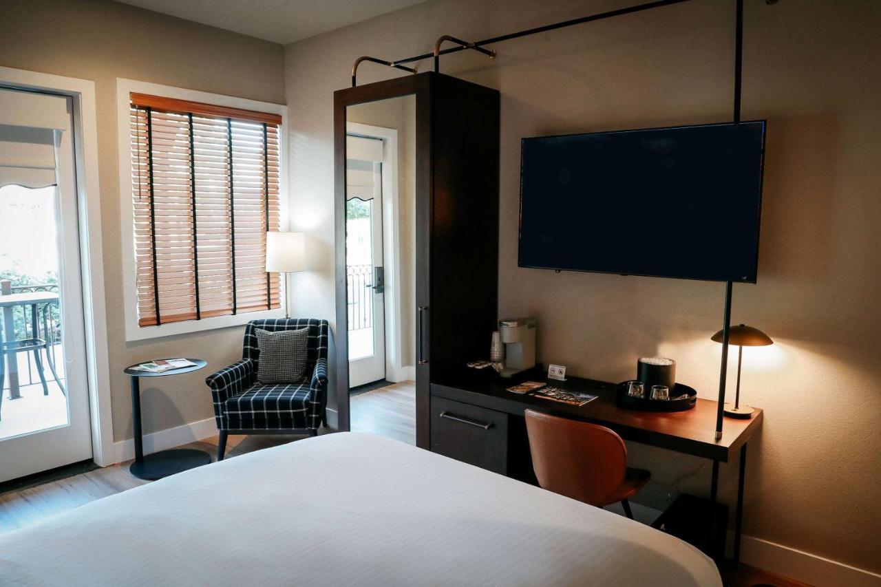 Gateway Hotel, Trademark Collection By Wyndham Copper Cove Subdivision 외부 사진